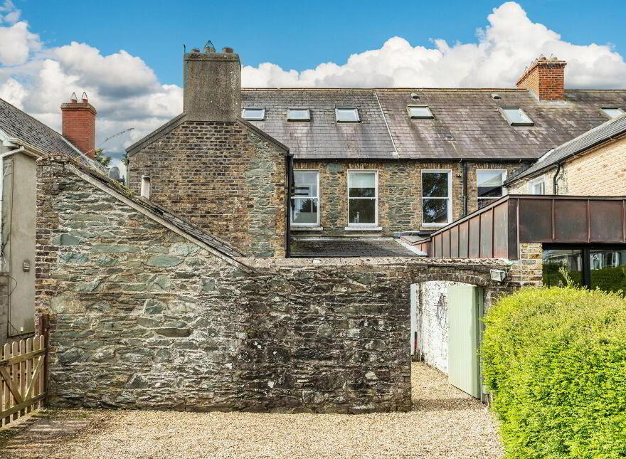 1 Victoria Terrace, Naas, W91YC8C