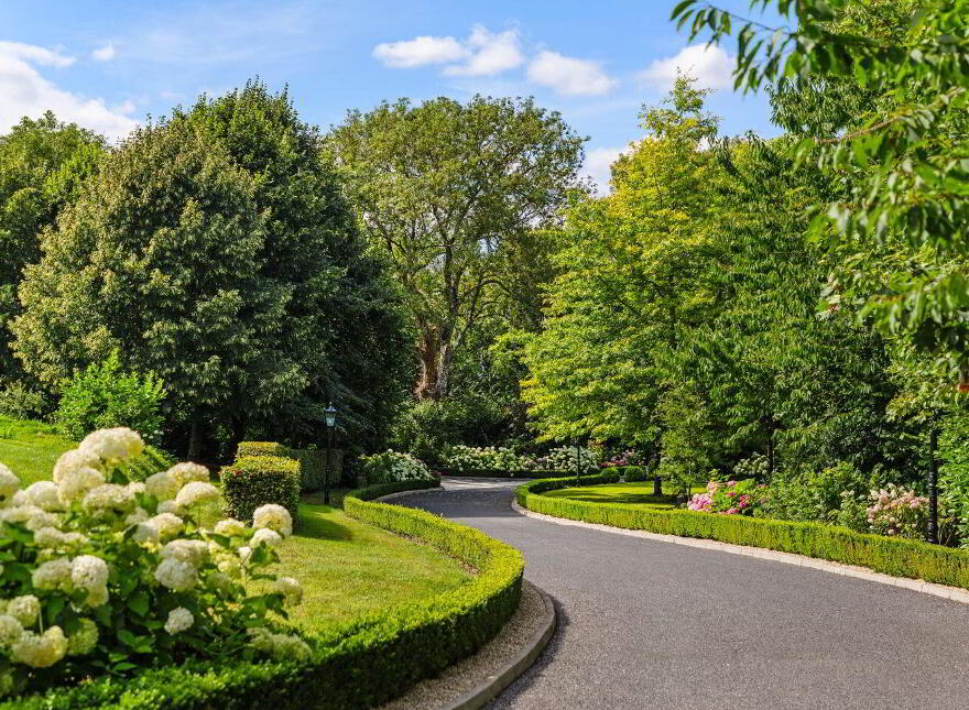 Swordlestown Lodge, Swordlestown North,, Punchestown, Punchestown