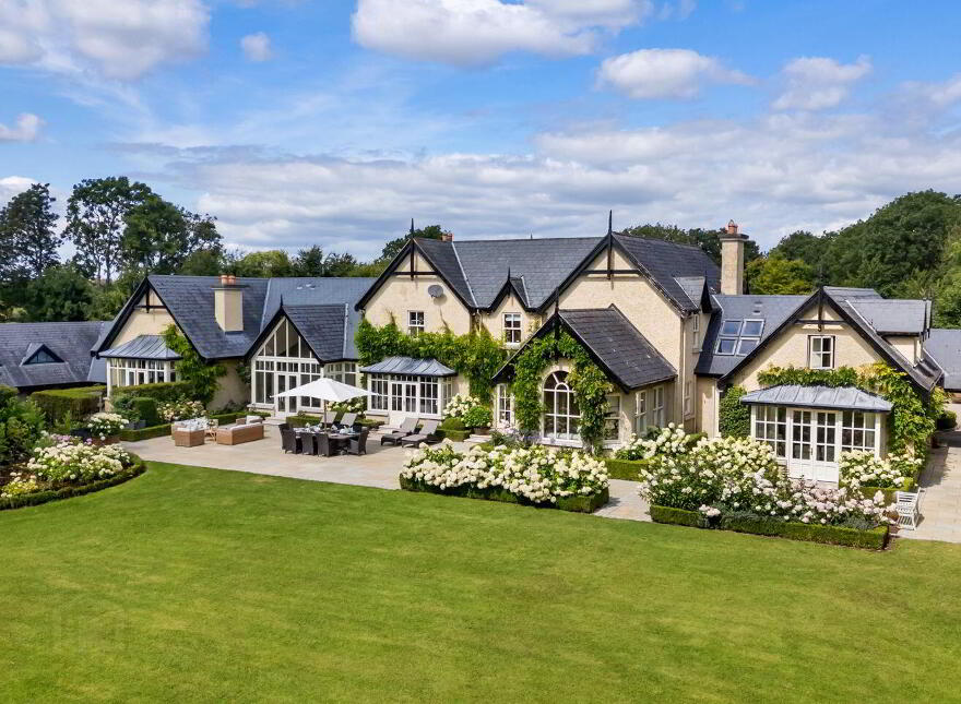 Swordlestown Lodge, Swordlestown North,, Punchestown, Punchestown