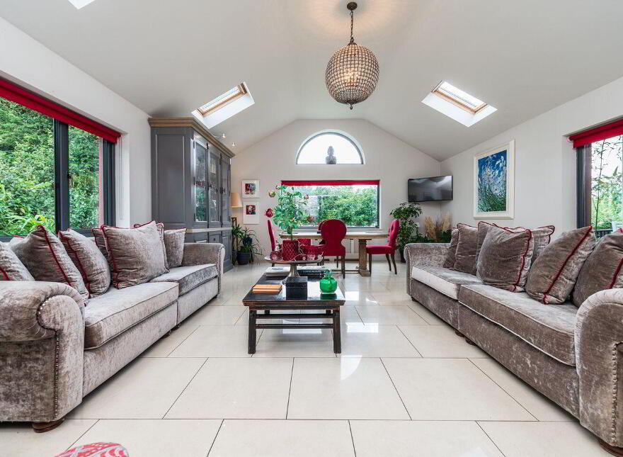 13 Dowdingstown Wood, Naas, Two Mile House, W91V67W