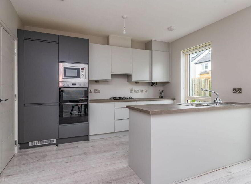 10 Oak Park Avenue, Oak Park, Naas, W91E5CT