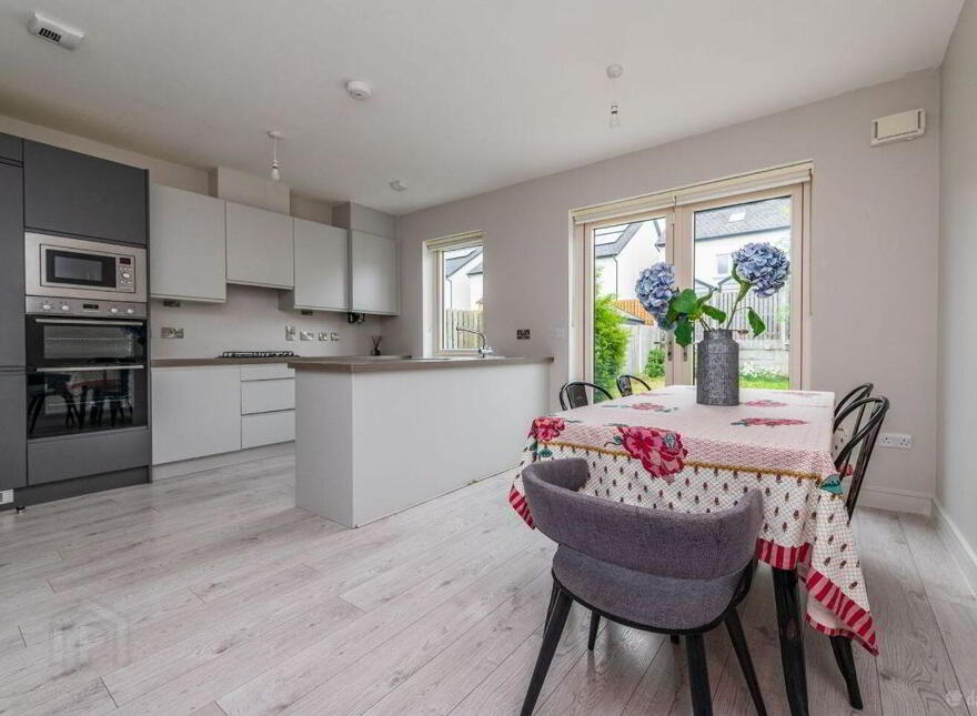 10 Oak Park Avenue, Oak Park, Naas, W91E5CT