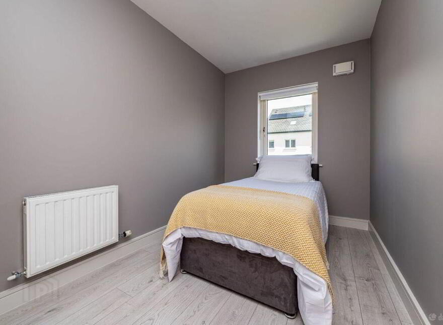 10 Oak Park Avenue, Oak Park, Naas, W91E5CT