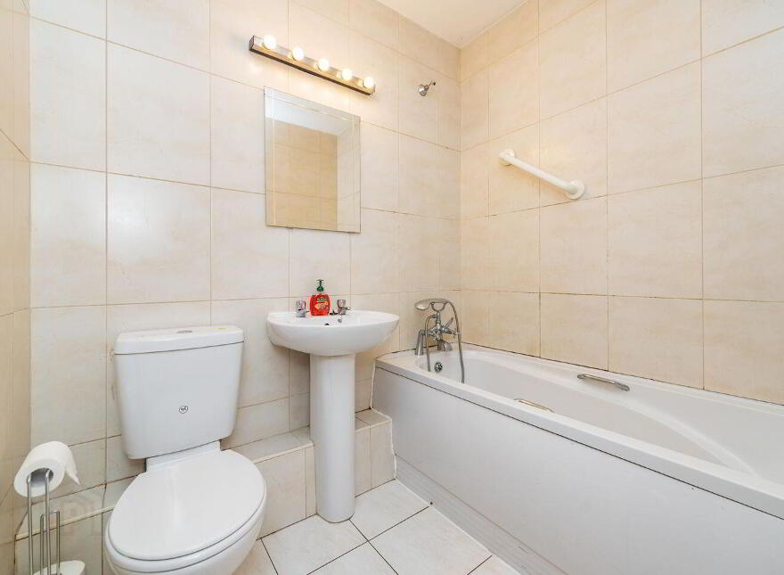 16B The Waterways, Sallins, W91ND37