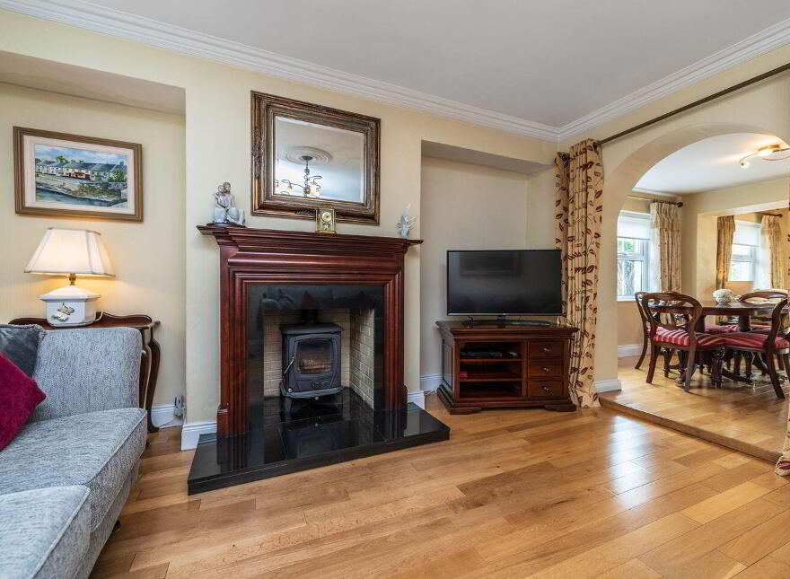 Canal View, Sallins, W91FE42