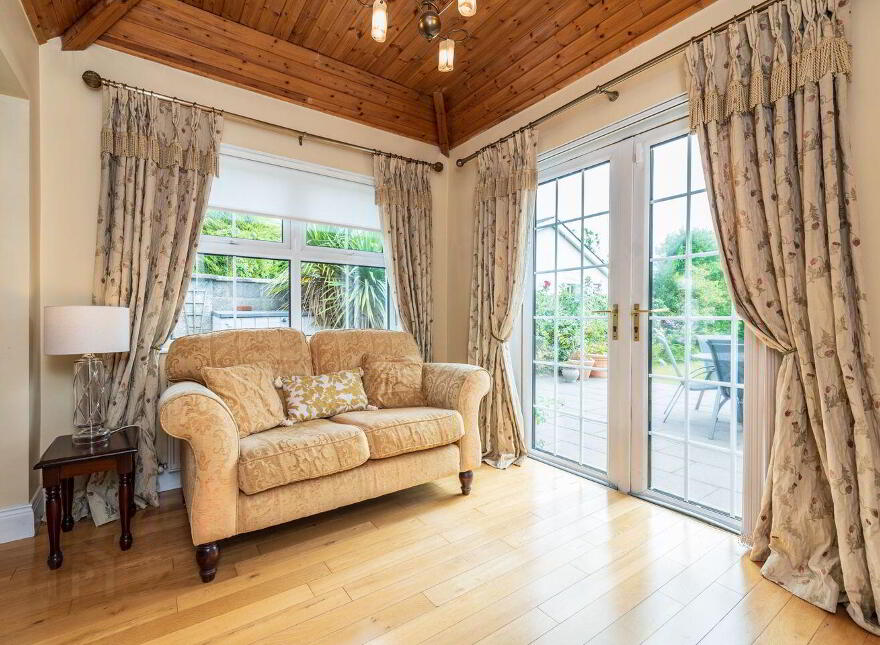Canal View, Sallins, W91FE42