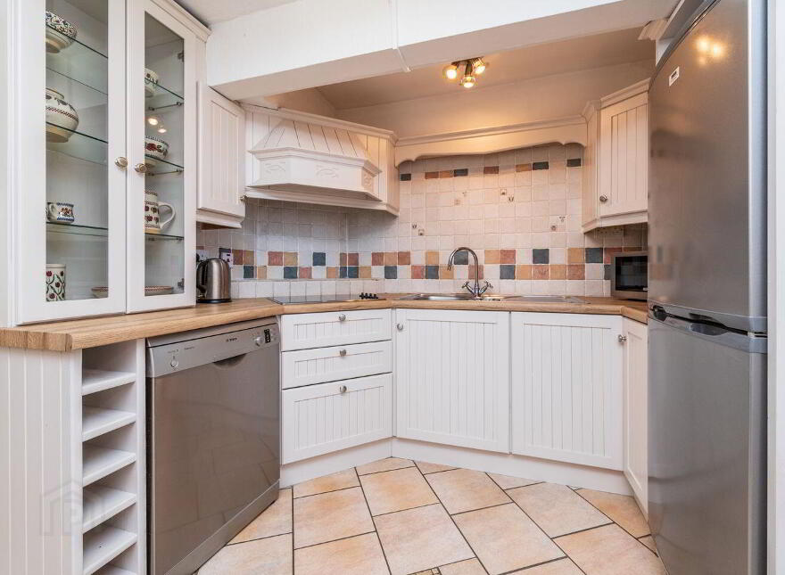 Canal View, Sallins, W91FE42