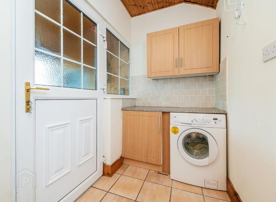 Canal View, Sallins, W91FE42