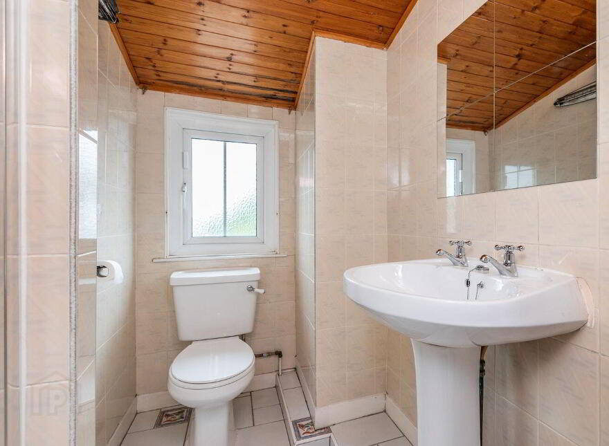 Canal View, Sallins, W91FE42