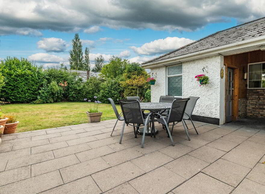 Canal View, Sallins, W91FE42