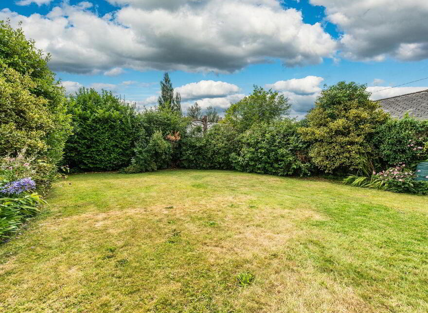 Canal View, Sallins, W91FE42