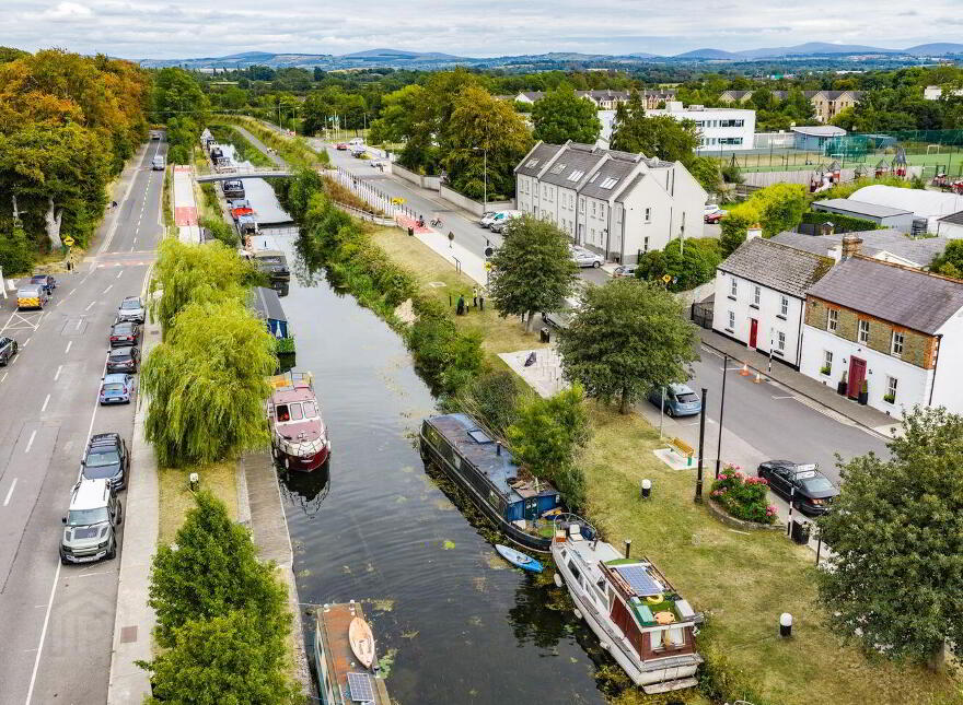 Canal View, Sallins, W91FE42
