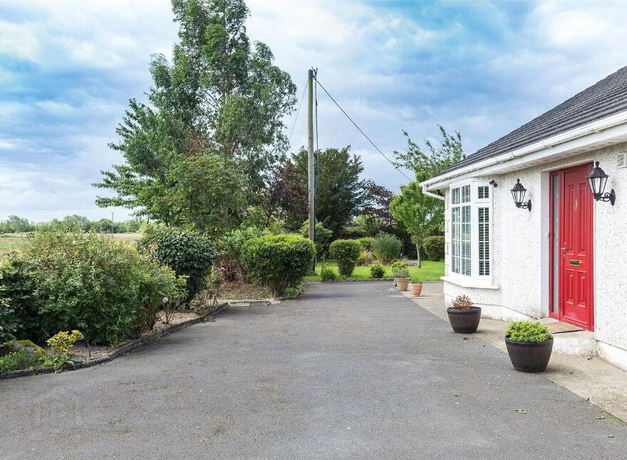 Yew Tree House, Commons The Curragh, Suncroft, R56FX45
