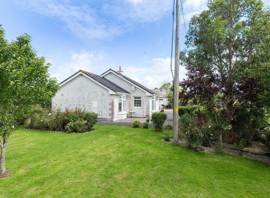 Yew Tree House, Commons The Curragh, Suncroft, R56FX45