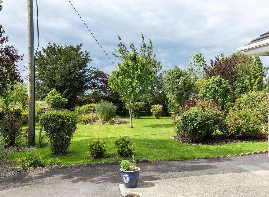 Yew Tree House, Commons The Curragh, Suncroft, R56FX45