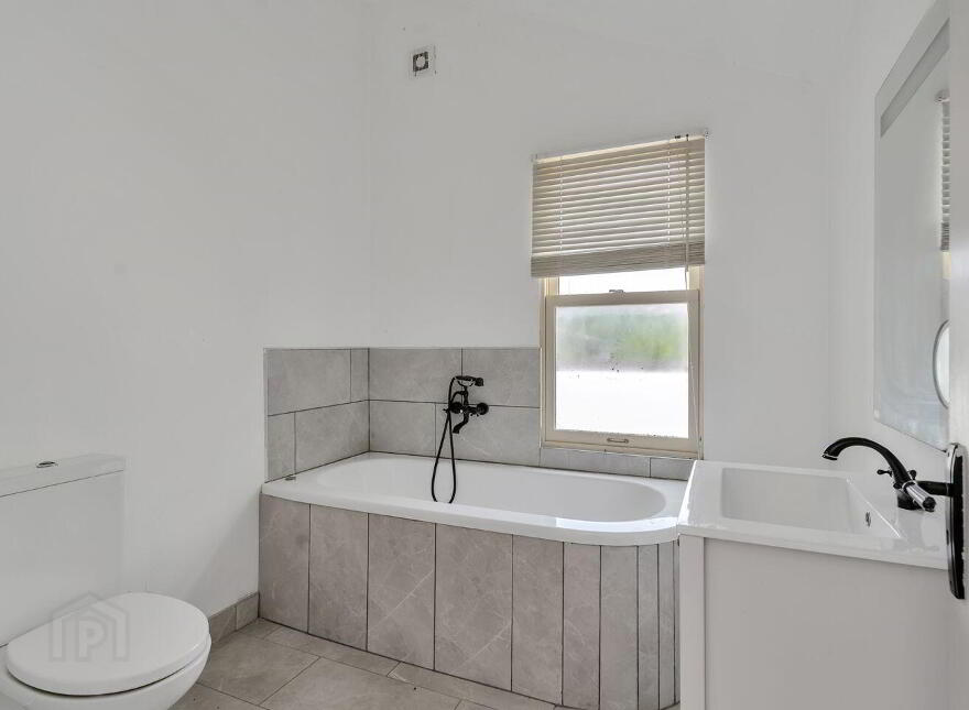 Mill Street, Baltinglass, W91F636