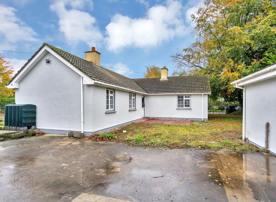 Whitesland, Residence &, 2 No. Apartment Units, Rathbride Road, Kildare, R51PX53