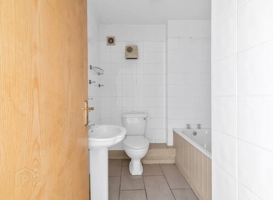 Apt 2, Bradbury Complex, Stanhope Street, Athy, R14NA03