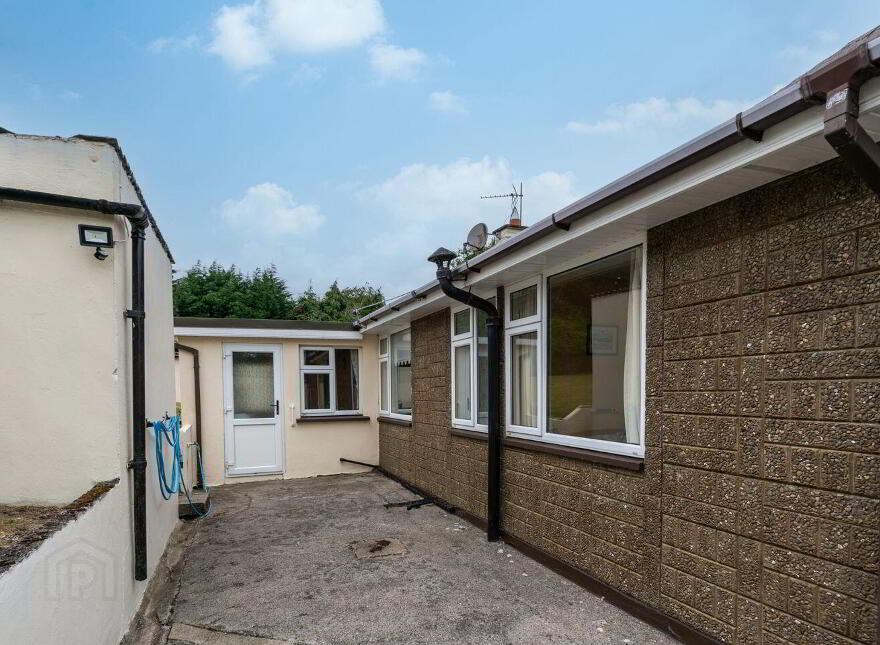 Aisling, Slate Row, Hacketstown, R93RD32