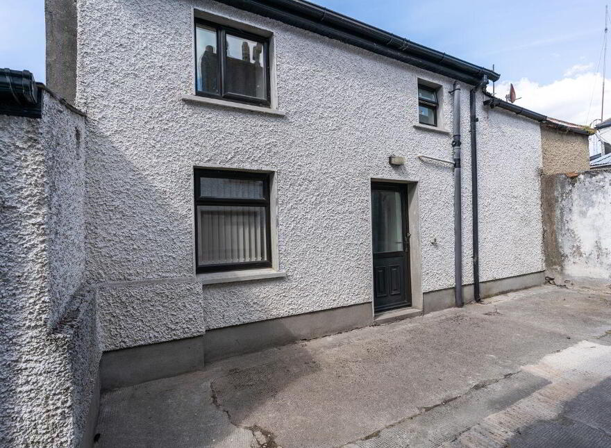 2 No. Units & Mews Building, Dublin Street, Monasterevin, W34XY88