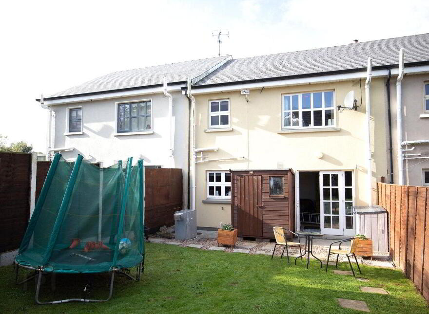 8 Chestnut Drive, Brookfield, Ballyhale, R95D267