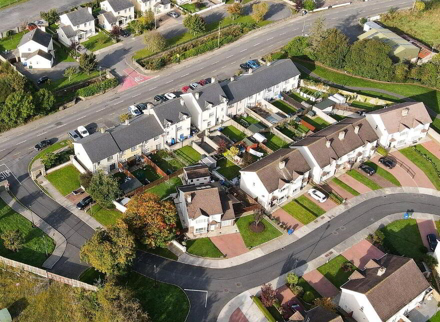 8 Chestnut Drive, Brookfield, Ballyhale, R95D267