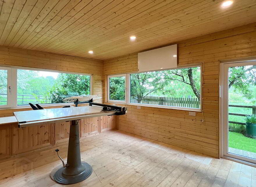 Brownsbarn Lodge, Brownsbarn, Thomastown, R95X2C0