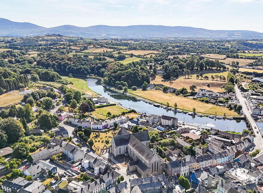 10 Barrow Lane, Graiguenamanagh, R95A5F3