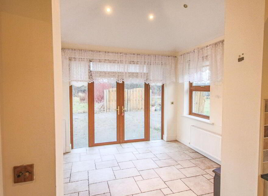 Clenahoo House, Leitrim Road, Carrick-On-Shannon, N41FN24