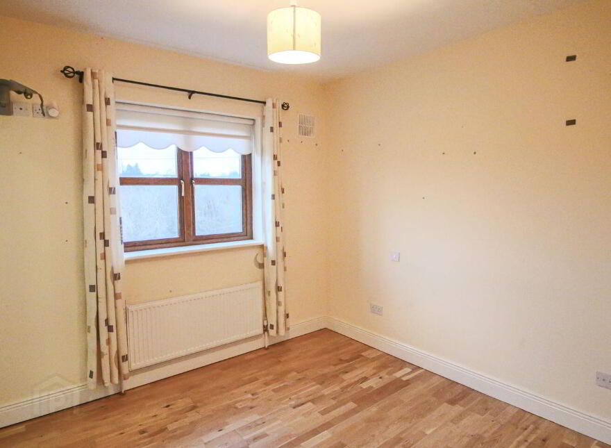 Clenahoo House, Leitrim Road, Carrick-On-Shannon, N41FN24