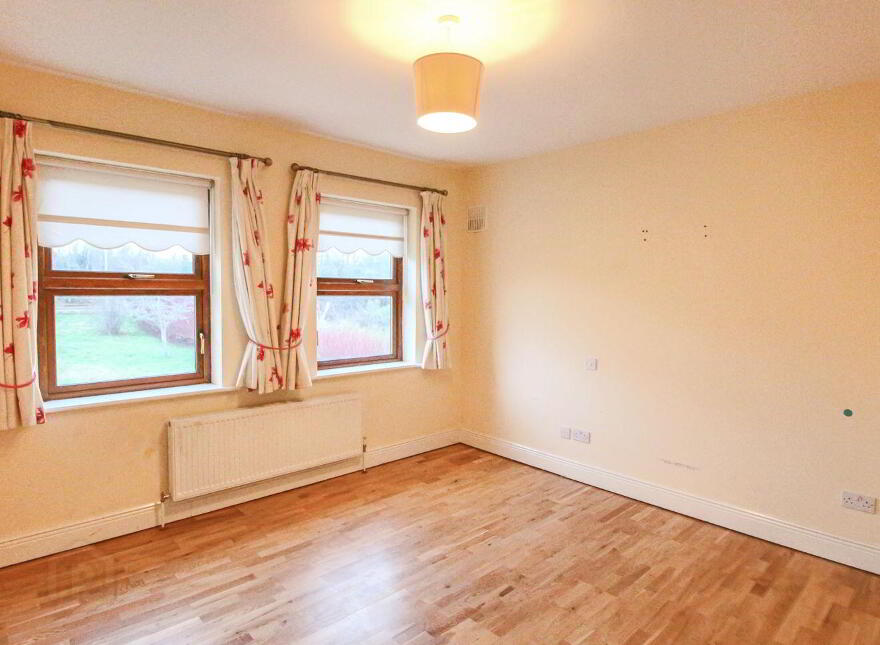 Clenahoo House, Leitrim Road, Carrick-On-Shannon, N41FN24