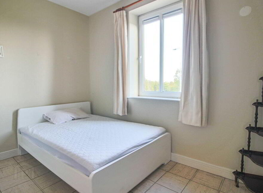 11 Riverview, Landmark Court, Carrick-On-Shannon, N41XE17