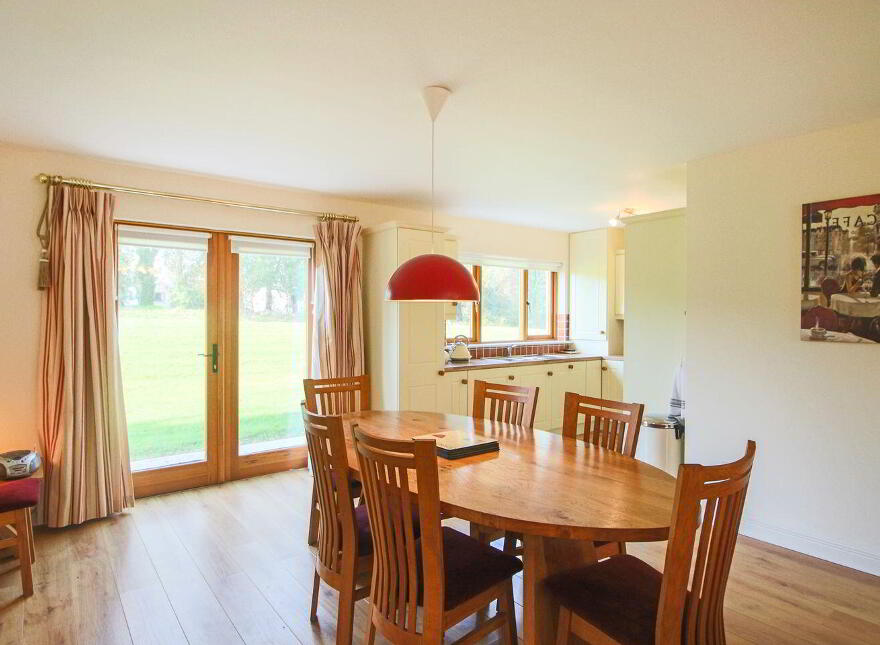 20 Earl Court, Lough Rynn, Mohill, N41E3H4