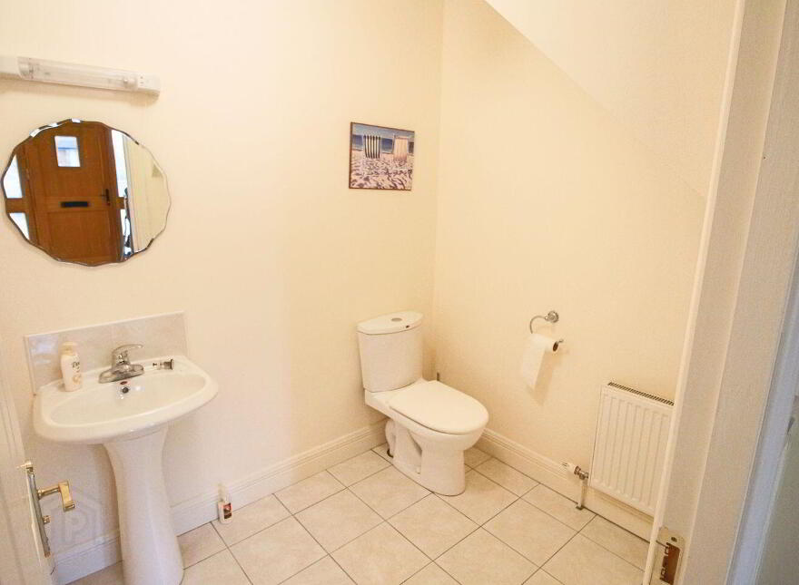 20 Earl Court, Lough Rynn, Mohill, N41E3H4