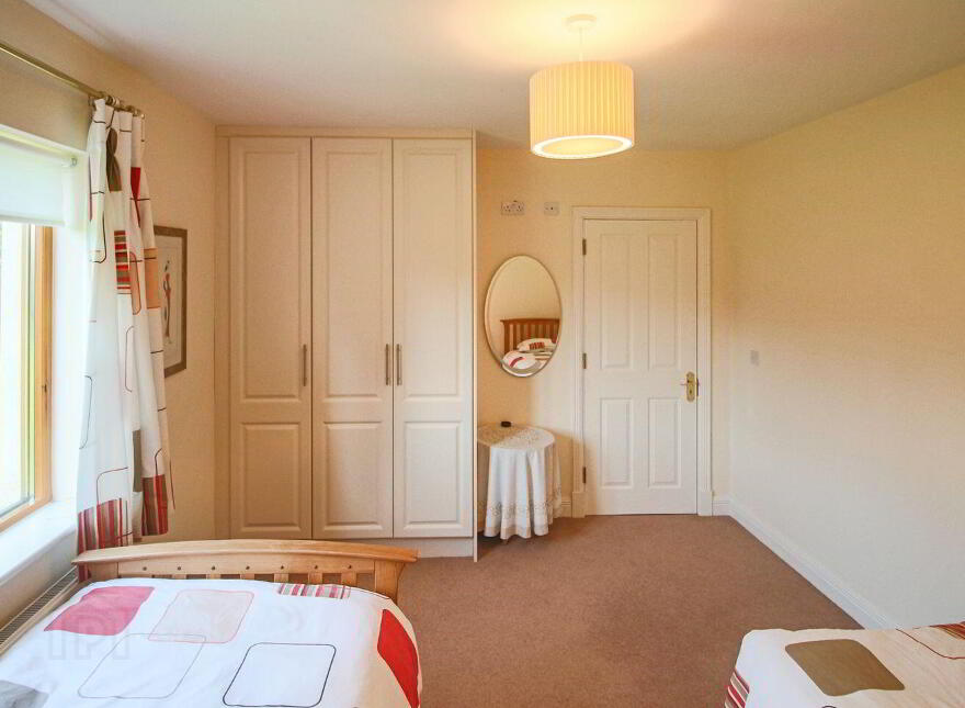 20 Earl Court, Lough Rynn, Mohill, N41E3H4