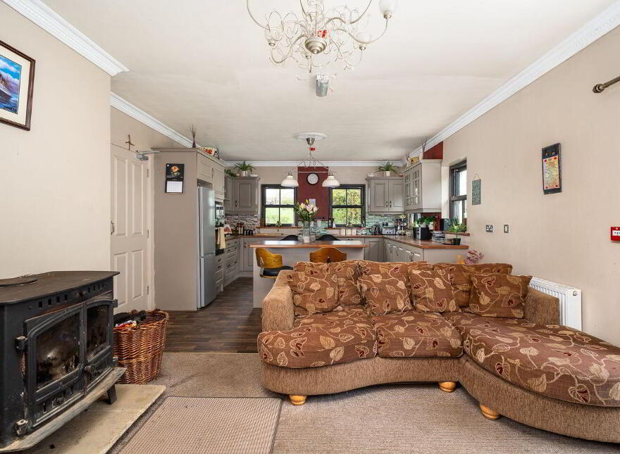 Breanross House, Dromod Road, Mohill, N41X0P1