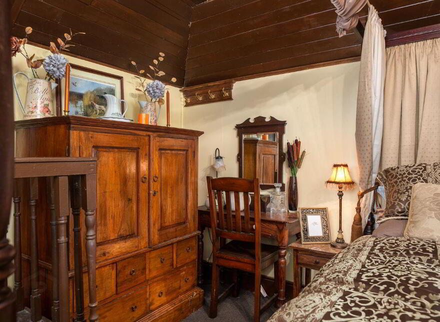 Breanross House, Dromod Road, Mohill, N41X0P1