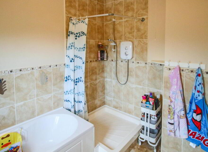 4 Acres, Avenue, Acres Cove, Drumshanbo, N41T3Y7