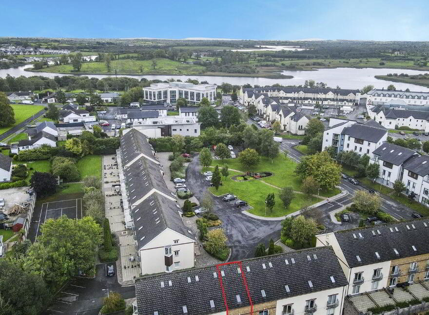 13 Boderg, Shannon Court, Carrick-On-Shannon, N41AH75