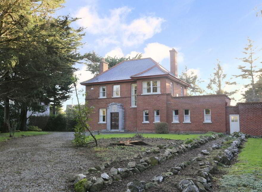 Hillview, Dublin Road, Drogheda, A92R6D0