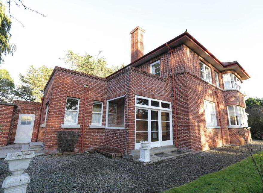 Hillview, Dublin Road, Drogheda, A92R6D0