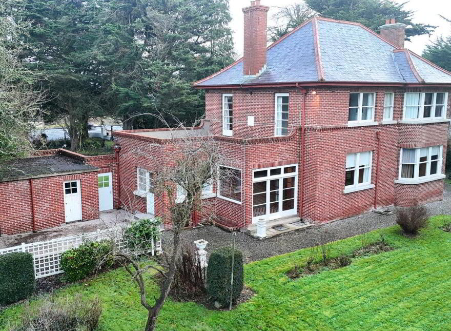 Hillview, Dublin Road, Drogheda, A92R6D0