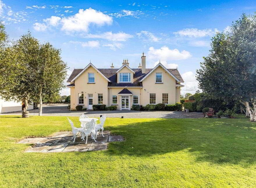 Blackhall House, Blackhall, Clogherhead, A92K0W6