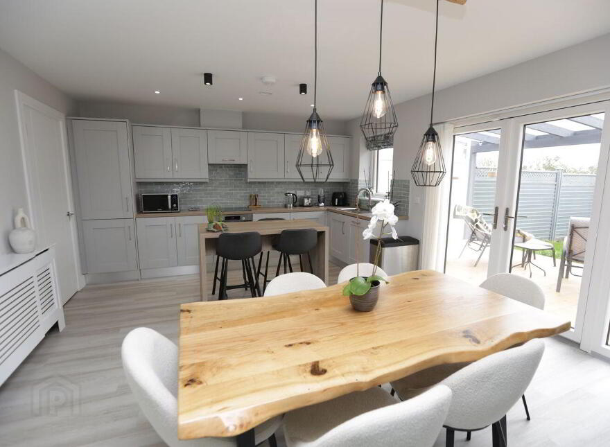 43 The Drive, Bryanstown Wood, Drogheda, A92KDF1