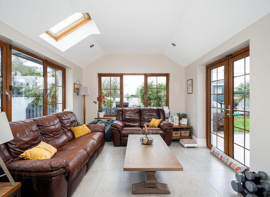 8 Millbrook, Killeigh, R35YX85