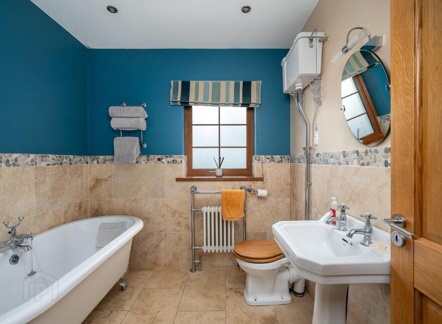 8 Millbrook, Killeigh, R35YX85