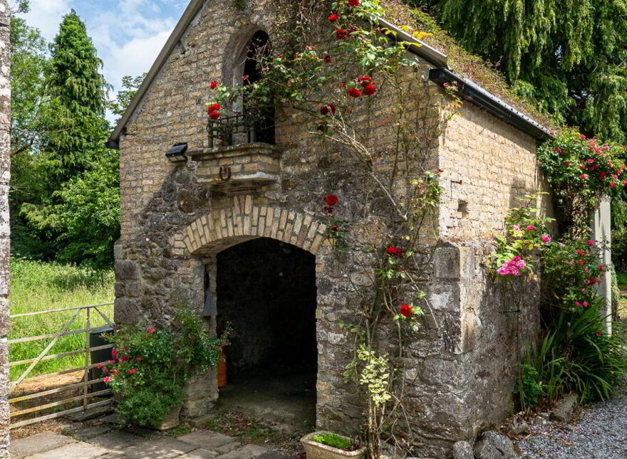 Ross House, Screggan, Screggan, R35P959
