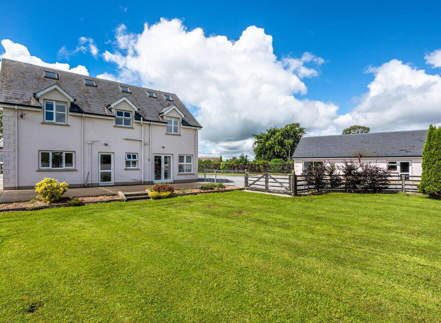Lisdermot, Ferbane, R42EA30