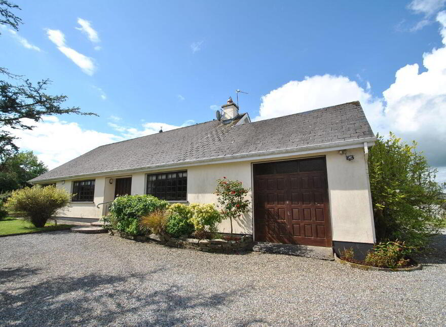 Tullaskeagh, Roscrea, E53EN39 photo