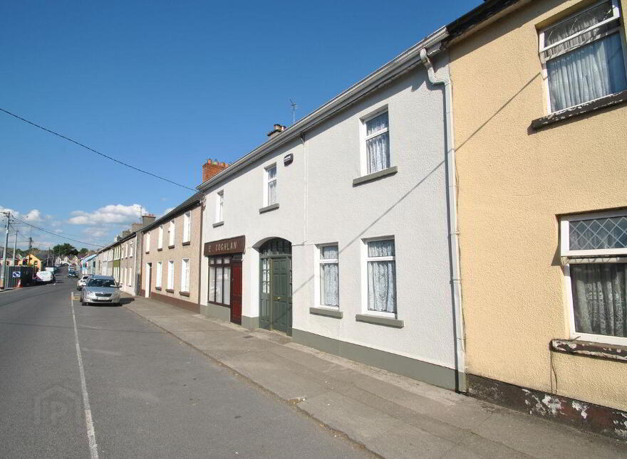 Grove Street, Roscrea, E53X822